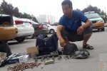 西安大學生乘客將高射炮彈子彈遺留在出租車上
