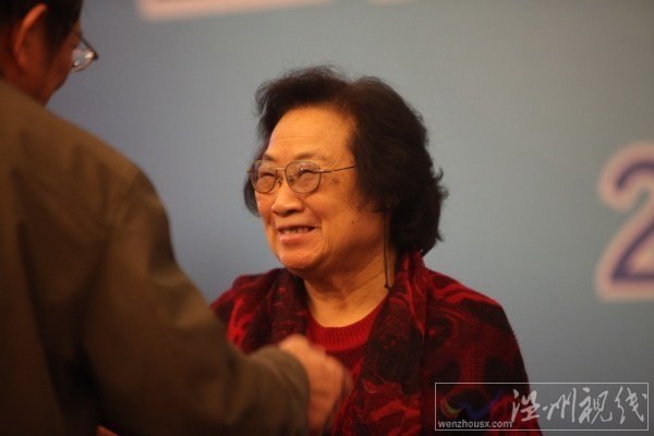 屠呦呦個人資料