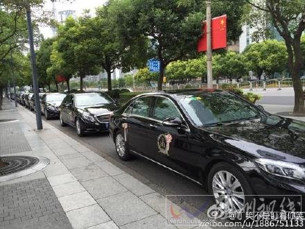 黃曉明婚車曝光