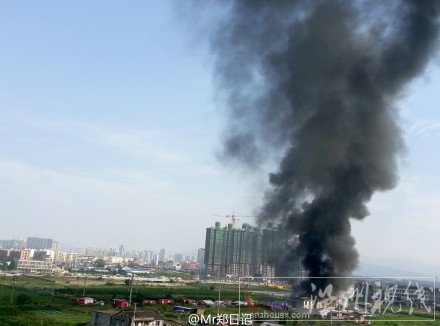 龍港?；穫}庫著火