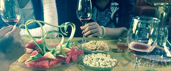 麗江回應(yīng)酒托