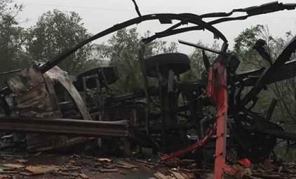 煙花爆竹貨車爆炸