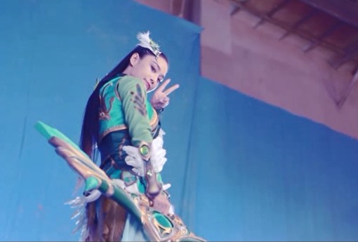 張馨予代言的手機(jī)游戲《皇圖》