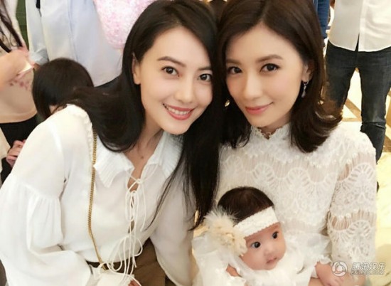 賈靜雯修杰楷女兒滿月派對