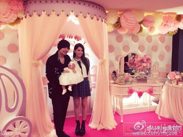 周杰倫首曝全家福