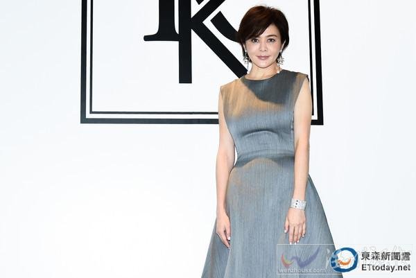 關(guān)之琳曝離婚原因 關(guān)之琳與前夫陳泰銘離婚