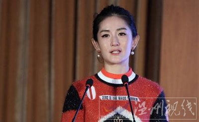 謝娜搭李菁演小品