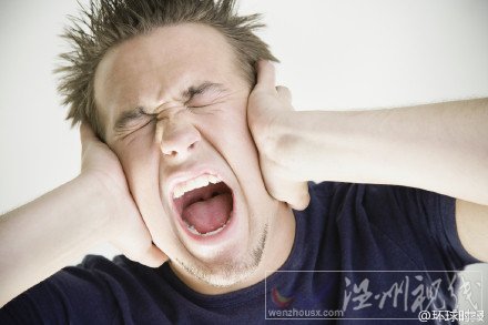 耳朵只能聽見女聲 IT男加班致突發性低頻耳聾