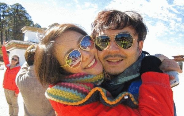 楊樂(lè)樂(lè)曬汪涵合影