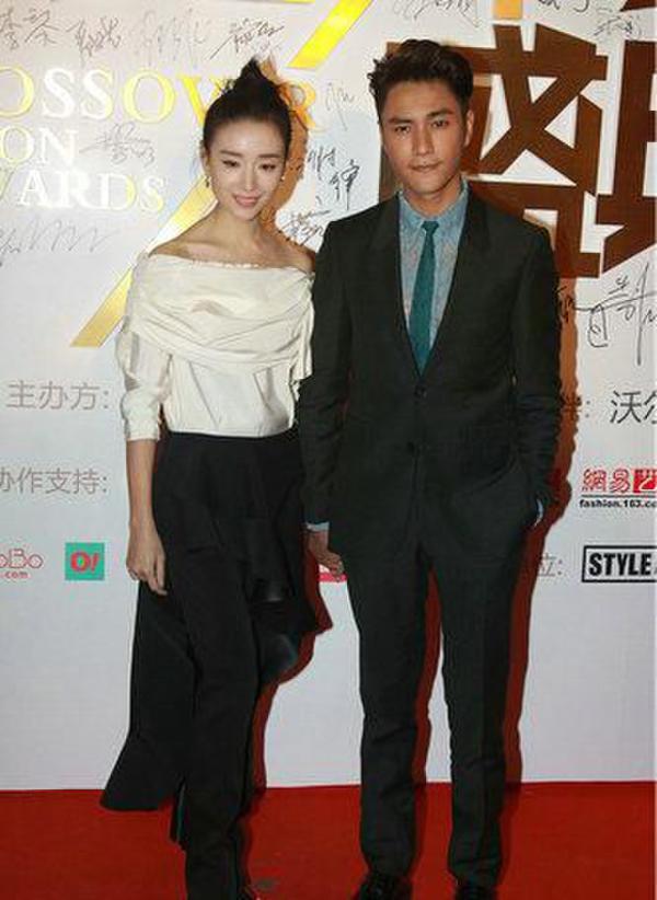 陳坤董潔牽手現身