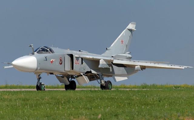 俄羅斯蘇24戰(zhàn)機(jī)