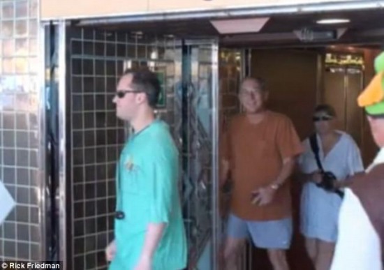 乘郵輪被撞傷獲賠