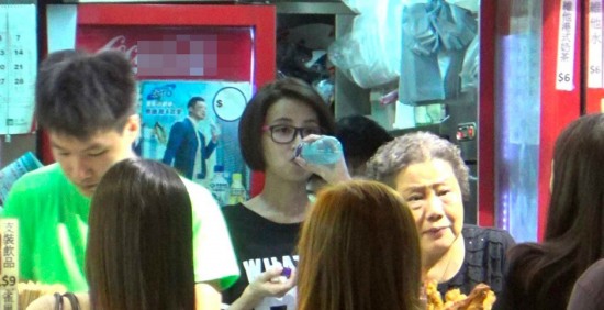 港姐冠軍賣魚蛋