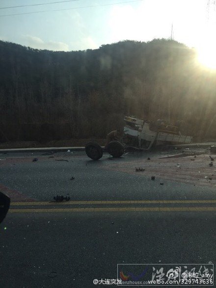 旅順南路發(fā)生車禍