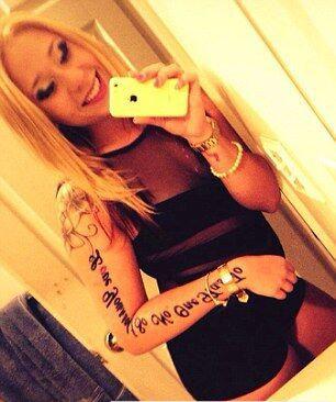 女郎偷竊名表被捕