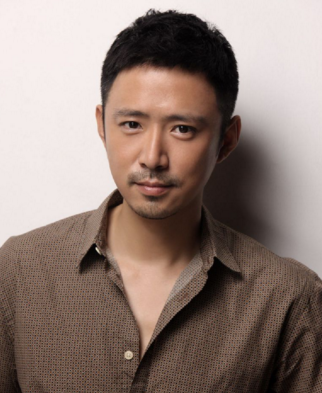 “尓豪”高鑫海灘遇男尸 稱保安已封鎖現(xiàn)場