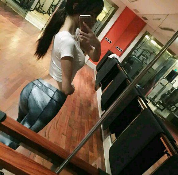 網(wǎng)友曬健身照吸睛