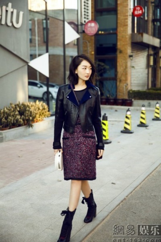 周冬雨時尚街拍