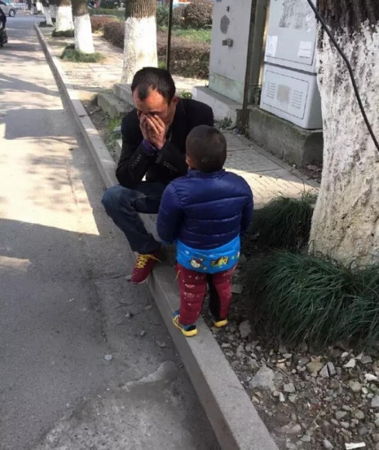 網曝溫州有男子遺棄孩子