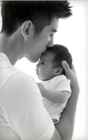 賈靜雯為老公慶生