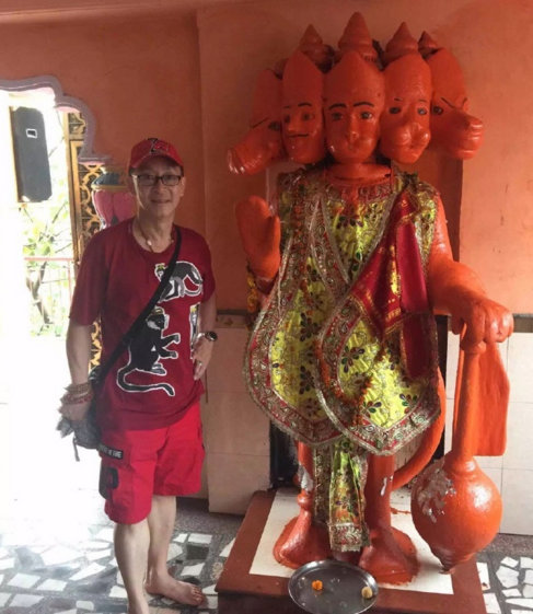 六小齡童印度取經(jīng)