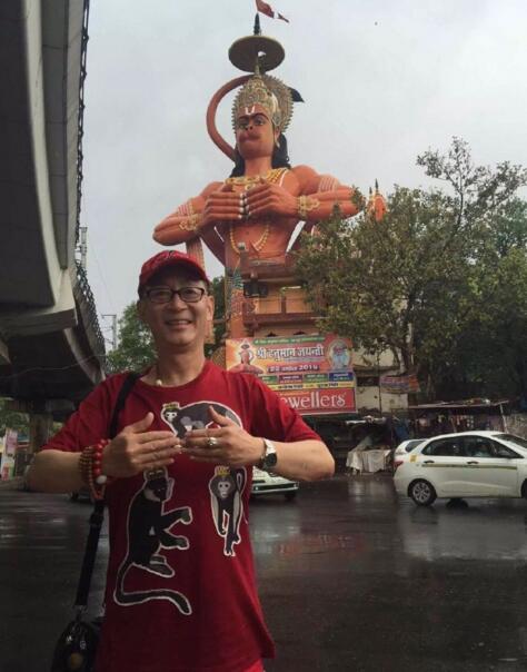 六小齡童印度取經(jīng)