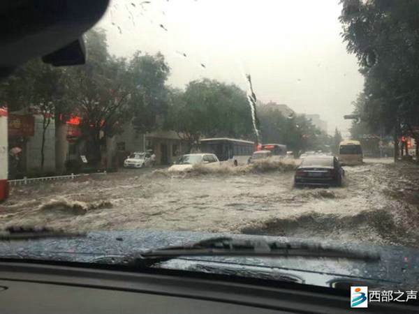 陜西迎強(qiáng)降雨 局地出現(xiàn)大暴雨