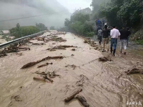 九寨溝特大泥石流
