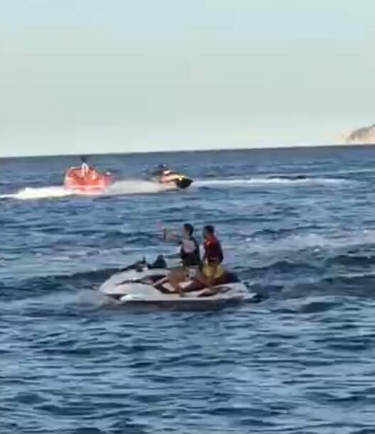 張繼科錄節目落水