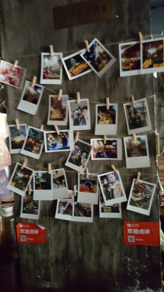 店內(nèi)照片墻