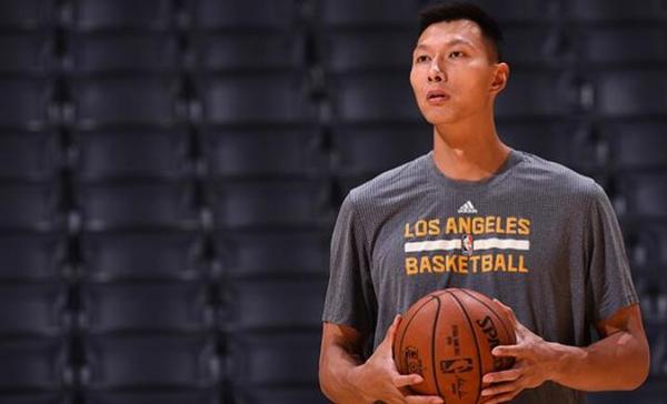 湖人正式裁易建聯(lián)