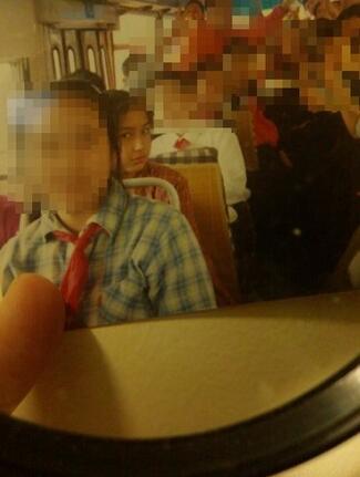 Baby小學舊照曝光