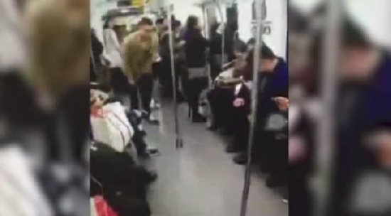 瘋狂主播地鐵被罰