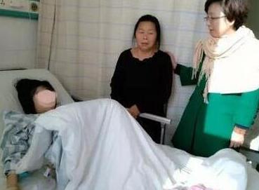 女童患上巨乳癥