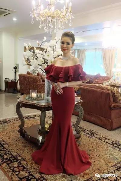 6旬灰姑娘嫁豪門