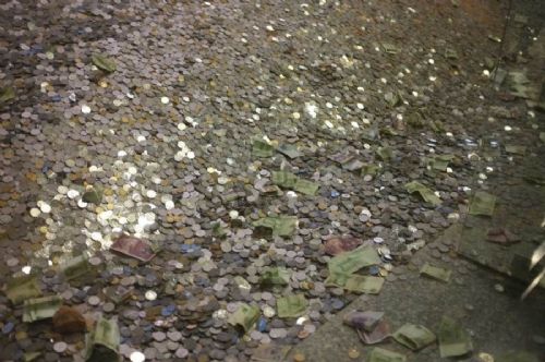 雷峰塔變金銀島