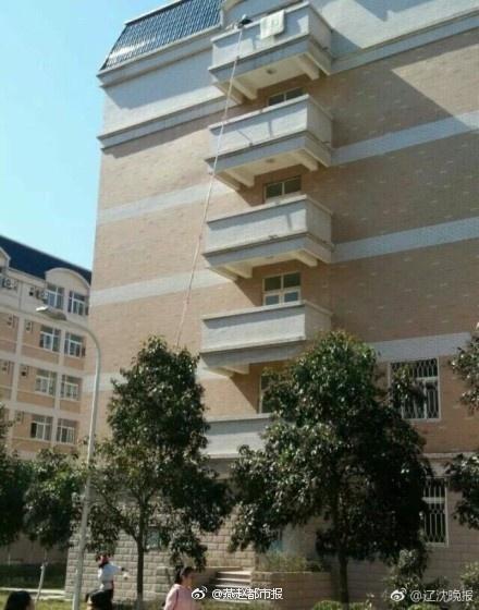 用床單6樓吊外賣