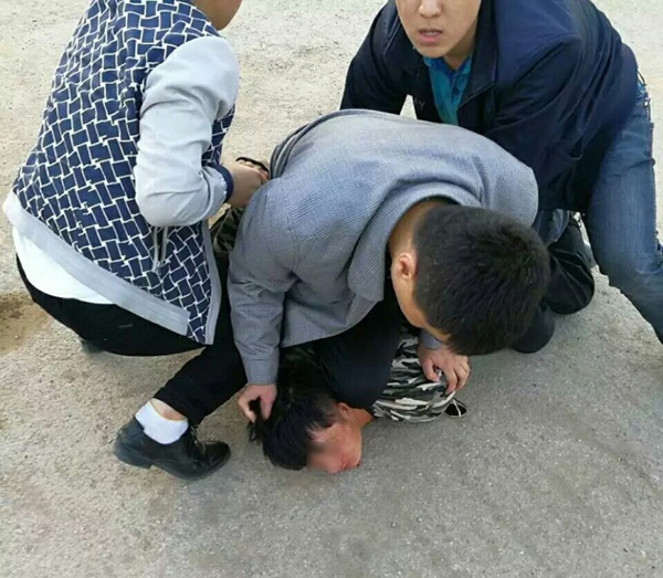 寶馬女被塞后備箱