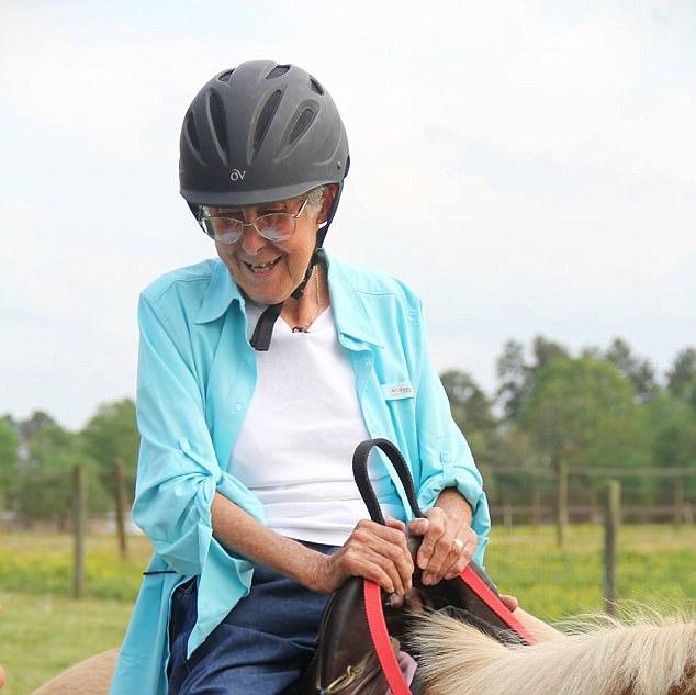 老人放棄治療旅行