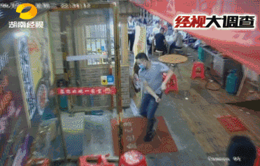 蝦霸暴力強賣龍蝦