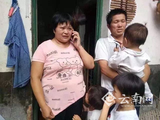 少女被關黑屋12年