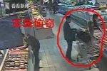 小偷對贓物拜三拜整個過程被監控拍下