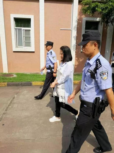 老賴整容成少女仍被抓獲