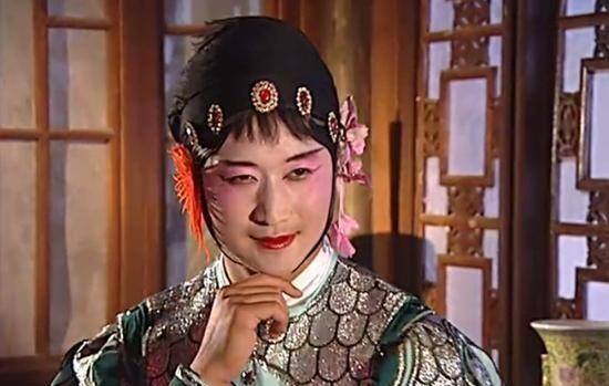 吳京女裝舊照曝光