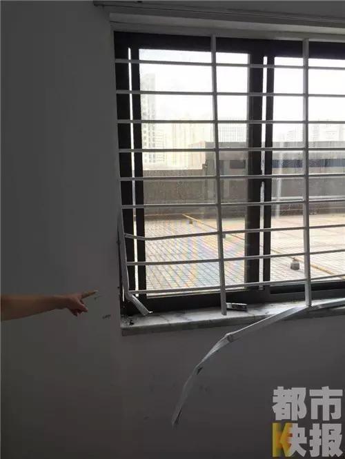 孕婦睡別人床墊下