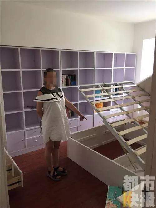 孕婦睡別人床墊下