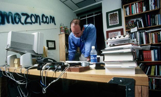 世界首富換人 亞馬遜杰夫·貝佐斯身價超比爾蓋茨成新首富