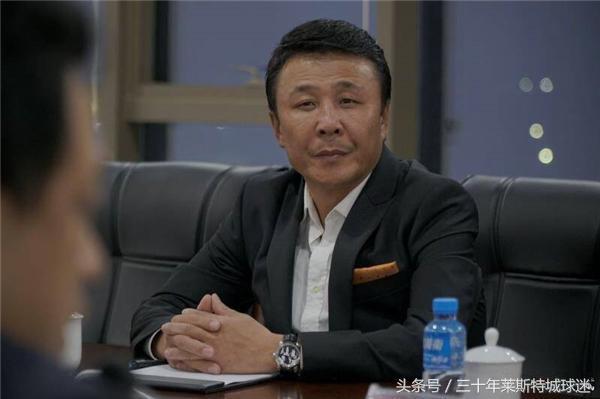 劉國(guó)梁下海經(jīng)商