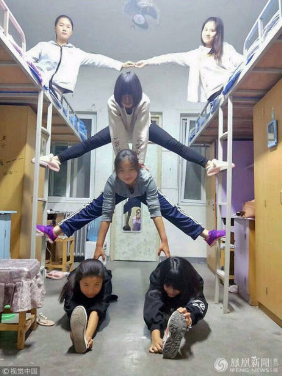 一字馬網(wǎng)紅宿舍