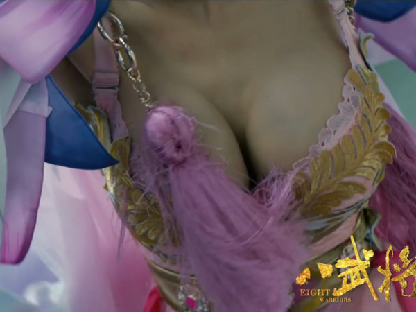 校花拍片被罵低俗